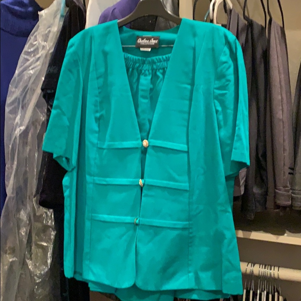 Ladies 2pc business suit size 20